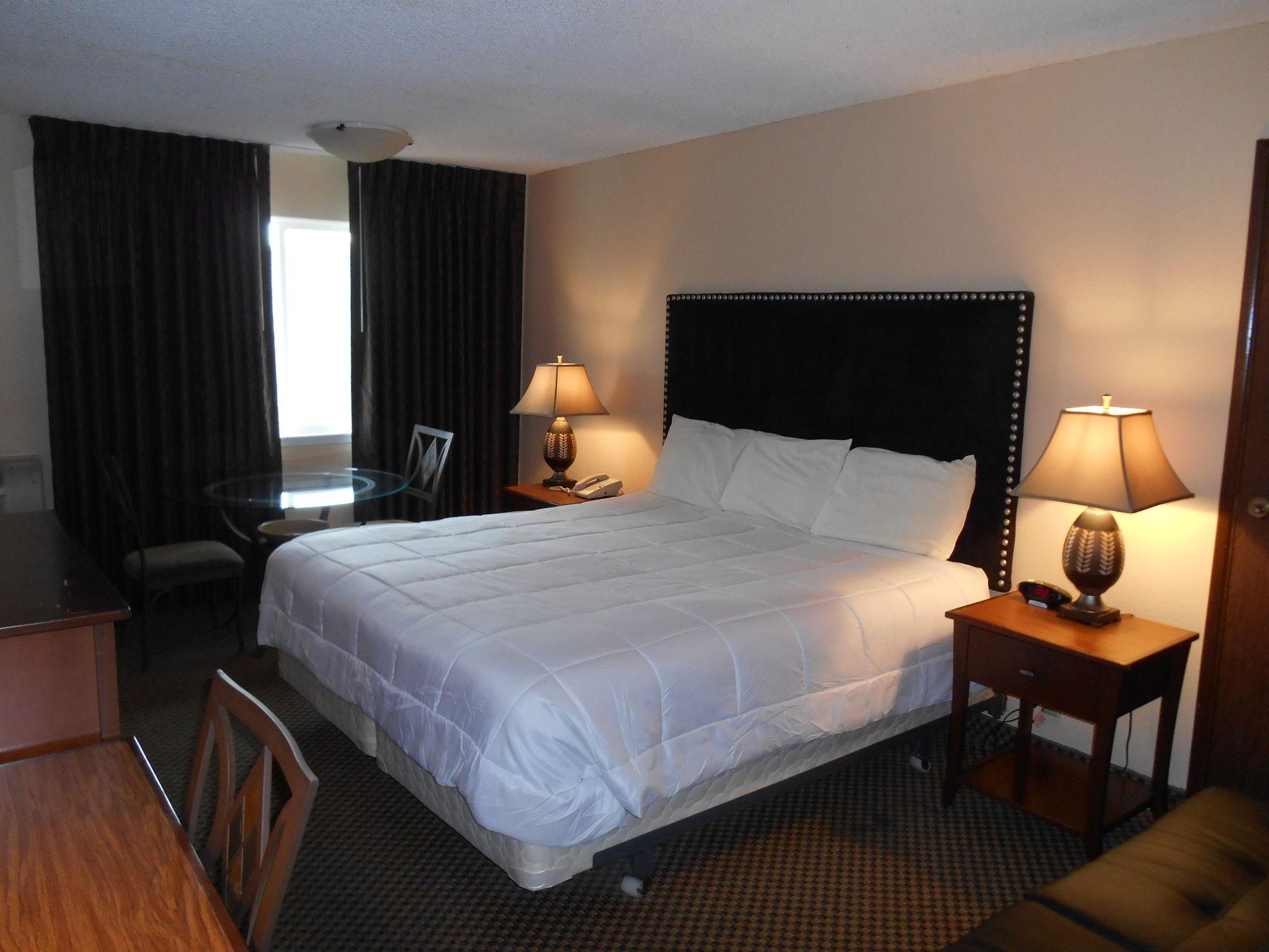 Guesthouse Inn & Suites Eugene/Springfield Bagian luar foto