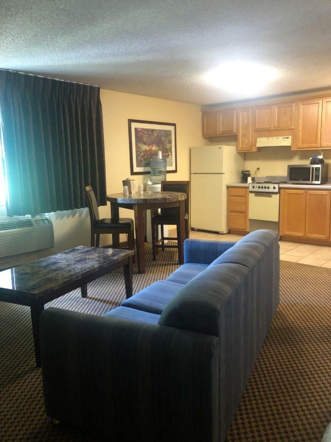 Guesthouse Inn & Suites Eugene/Springfield Bagian luar foto