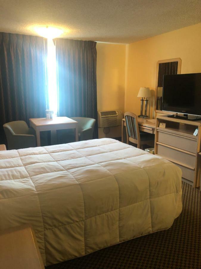 Guesthouse Inn & Suites Eugene/Springfield Bagian luar foto