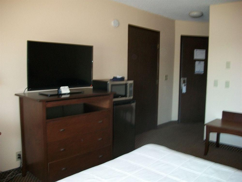 Guesthouse Inn & Suites Eugene/Springfield Bagian luar foto